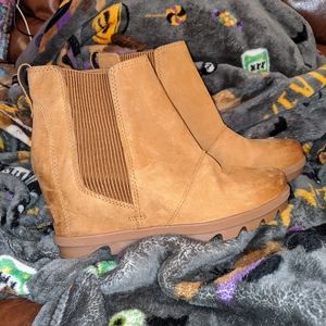 Sorel Chelsea Boots